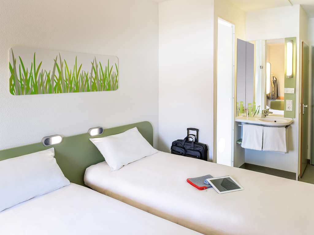 ibis budget Muenchen Putzbrunn Room Type - Twin room with twin beds