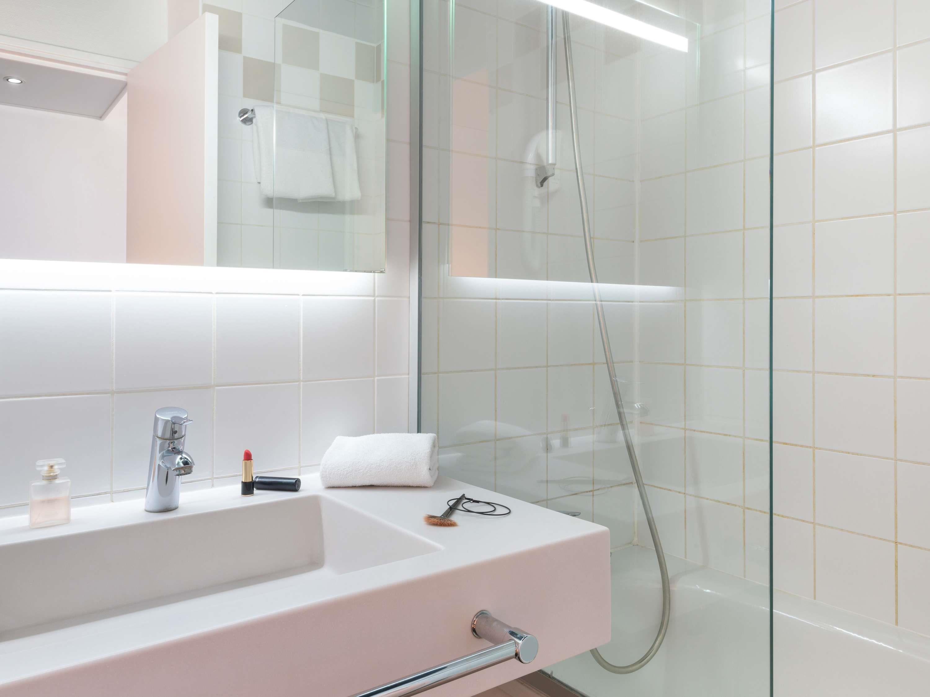 IBIS STYLES PARIS GARE EST Room Type - Standard Triple Room