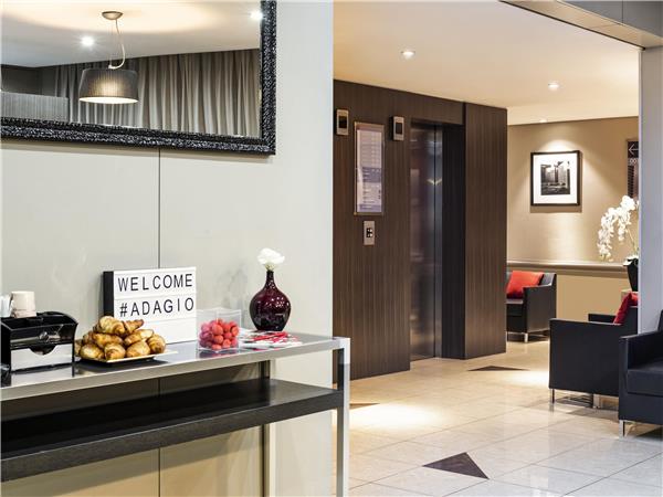 Aparthotel Adagio La Defense Esplanade