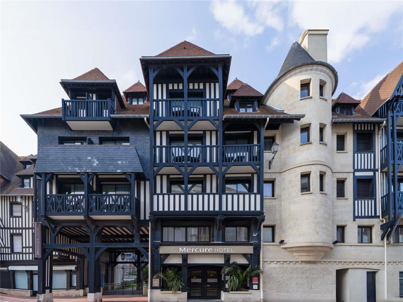 Hotel Mercure Deauville Yacht Club
