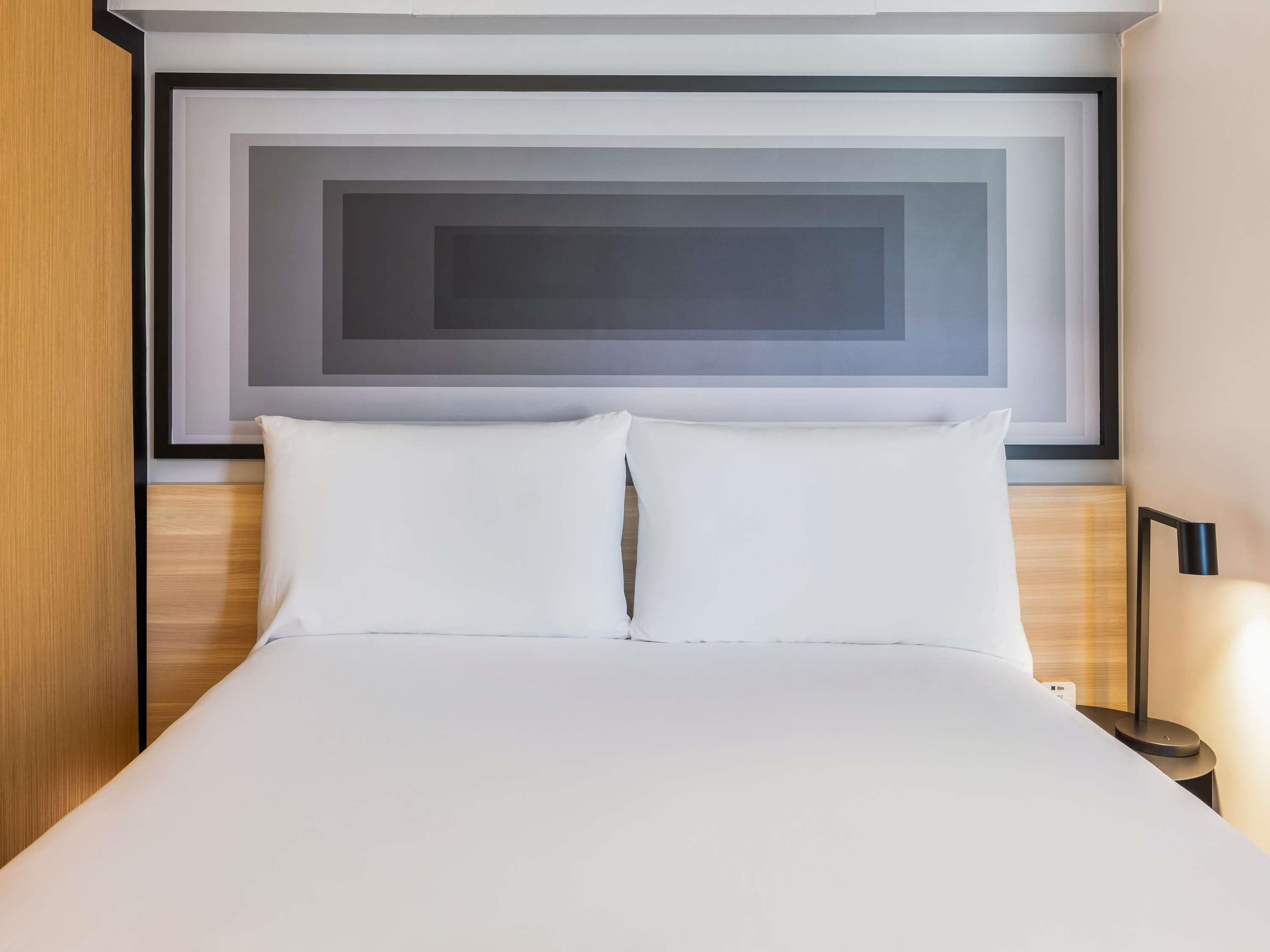 Ibis Paris Grands Boulevards Opera 9th - Tap to explore photos
