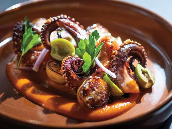 Restaurant - Sofitel Chicago Magnificent Mile Hotel