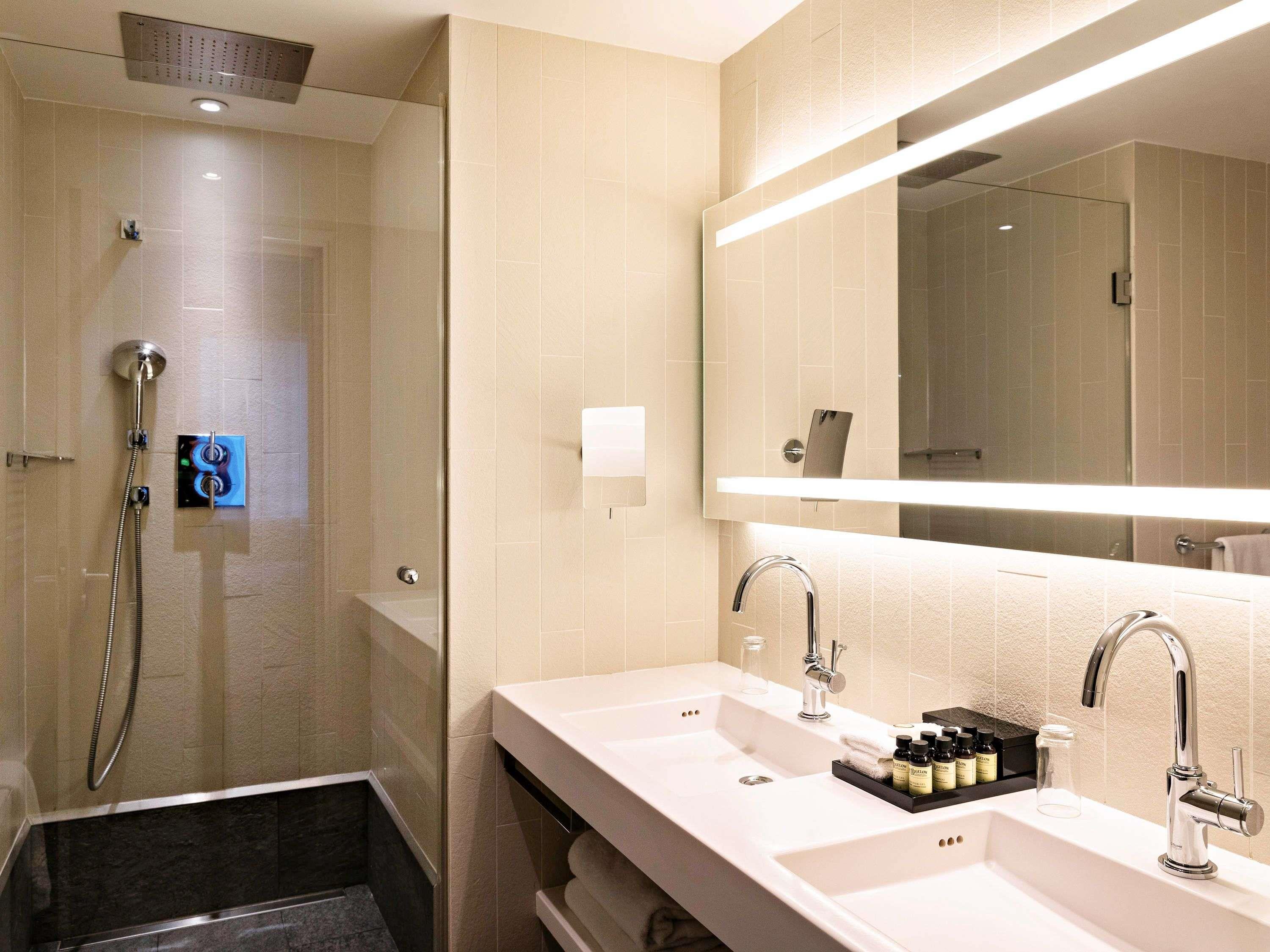 Pullman Paris La D Room Type - Superior Suite with 1 kingsize bed