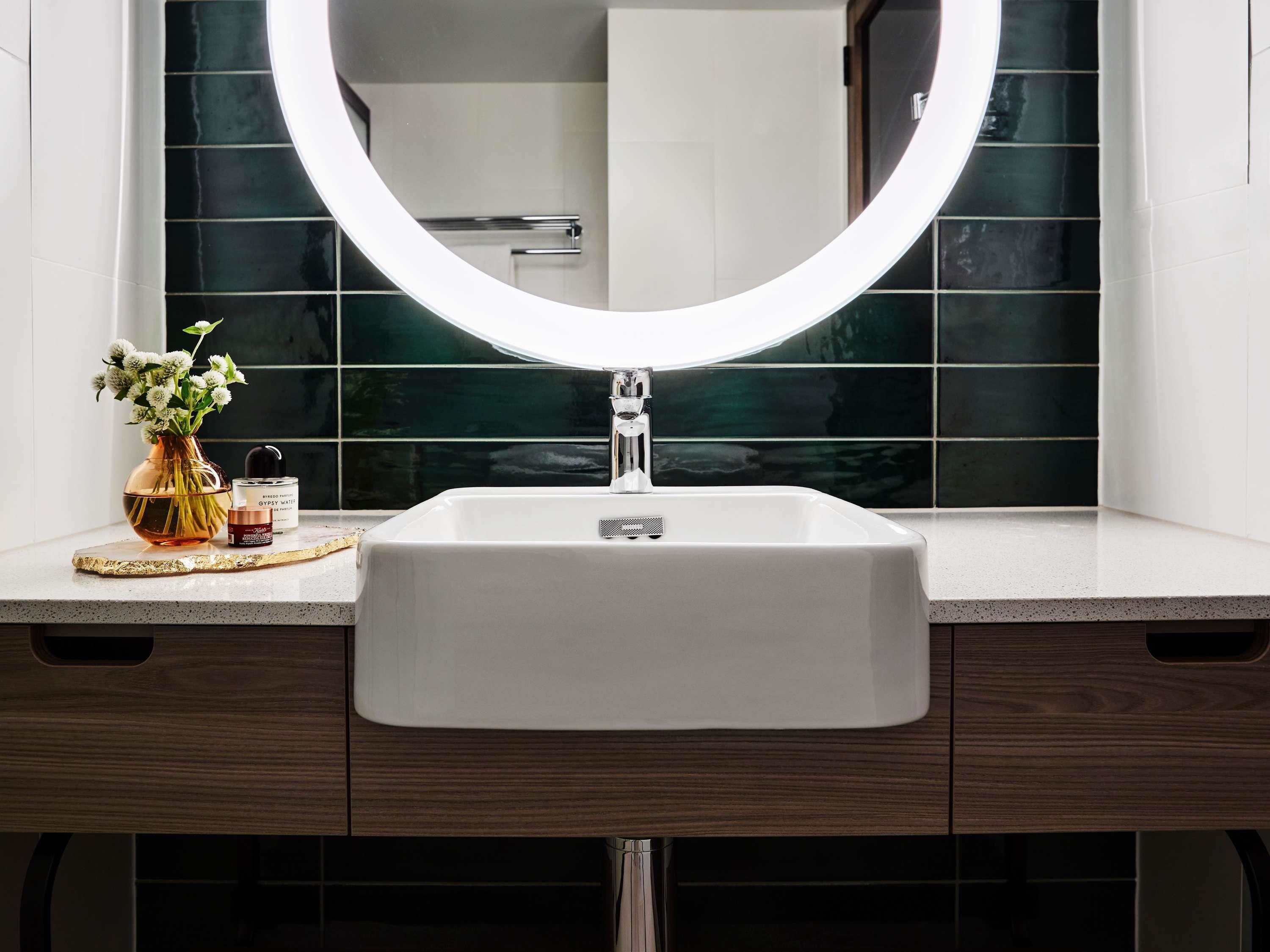 Novotel Sydney Darling Square Room Type - SUPERIOR ROOM, 2 Single Size Beds