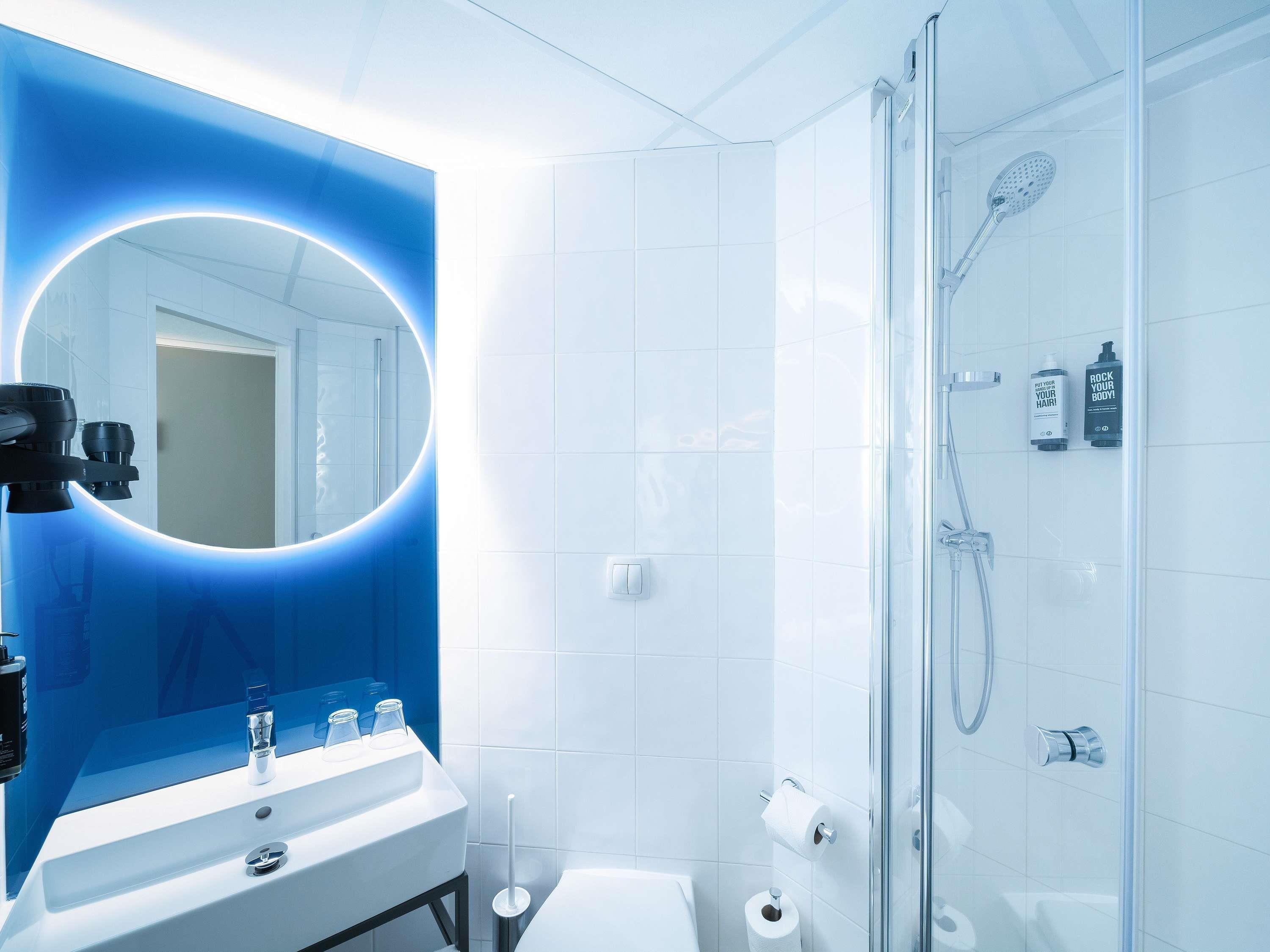 ibis Praha Wenceslas Square Room Type - Superior Room with 2 single beds - renovated in 2024