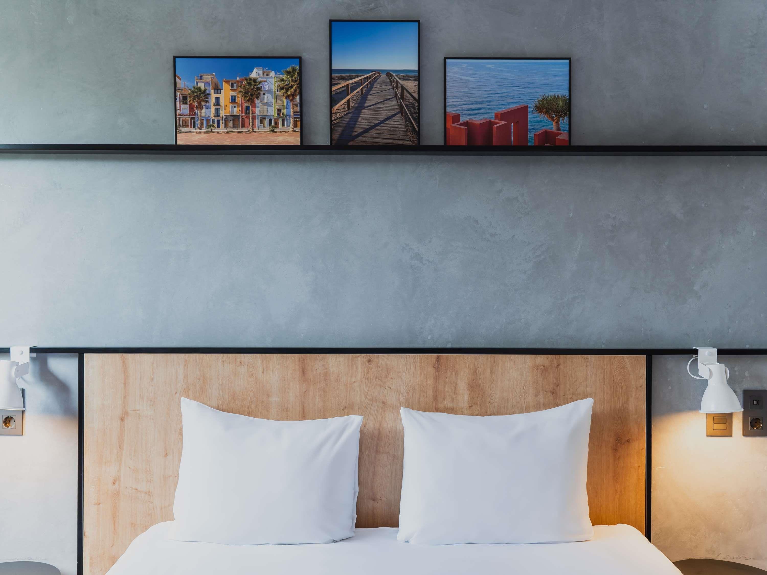 Ibis Hotel Alicante Room Type - Superior Room with double bed for 1 or 2 guests