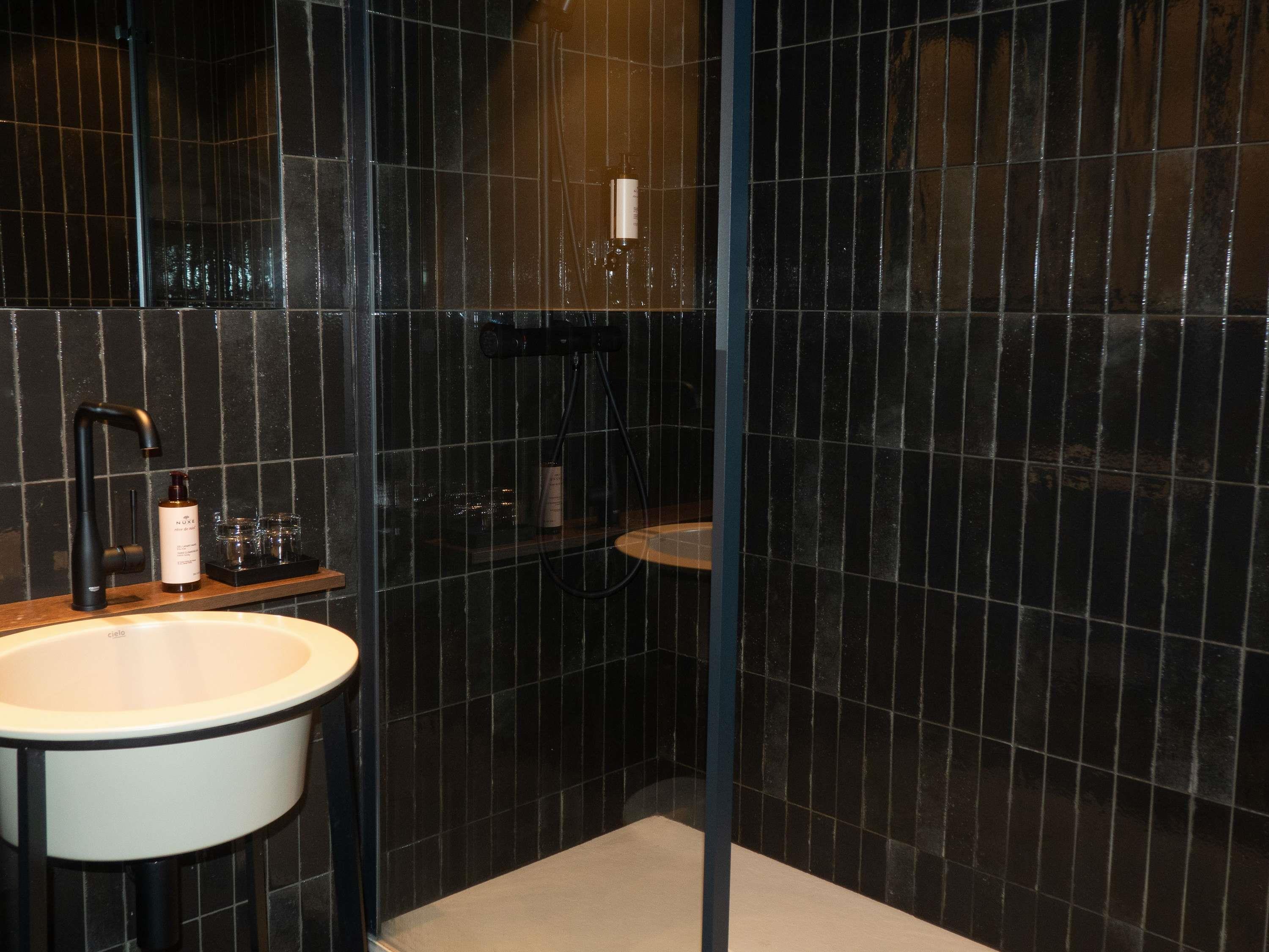 Mercure St Malo Front De Mer Room Type - Classic Room with twin beds