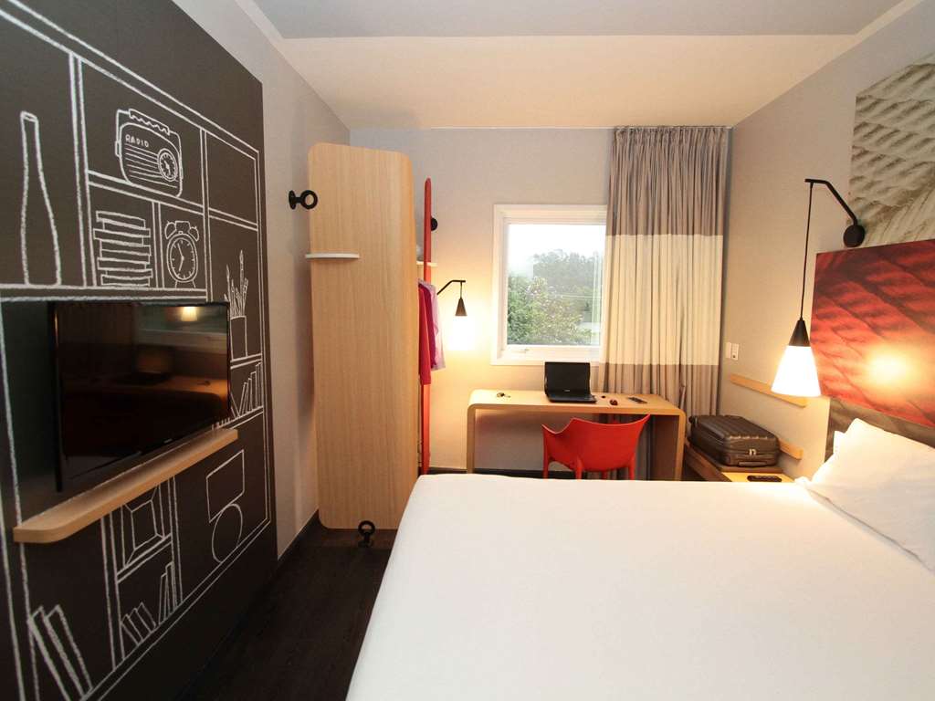 IBIS INDAIATUBA VIRACOPOS-guestroom-Guest Room,Indoor/Interior.jpg