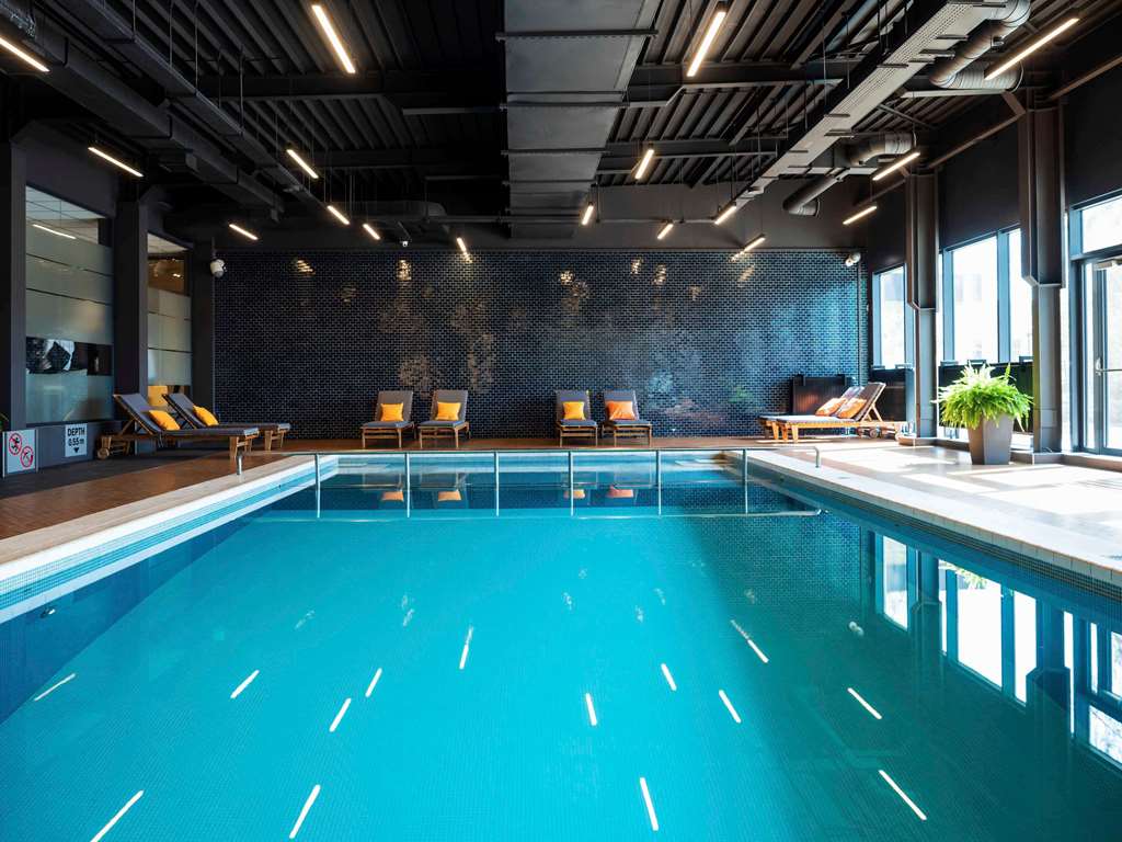 Novotel Krakow City West - Tap to explore photos