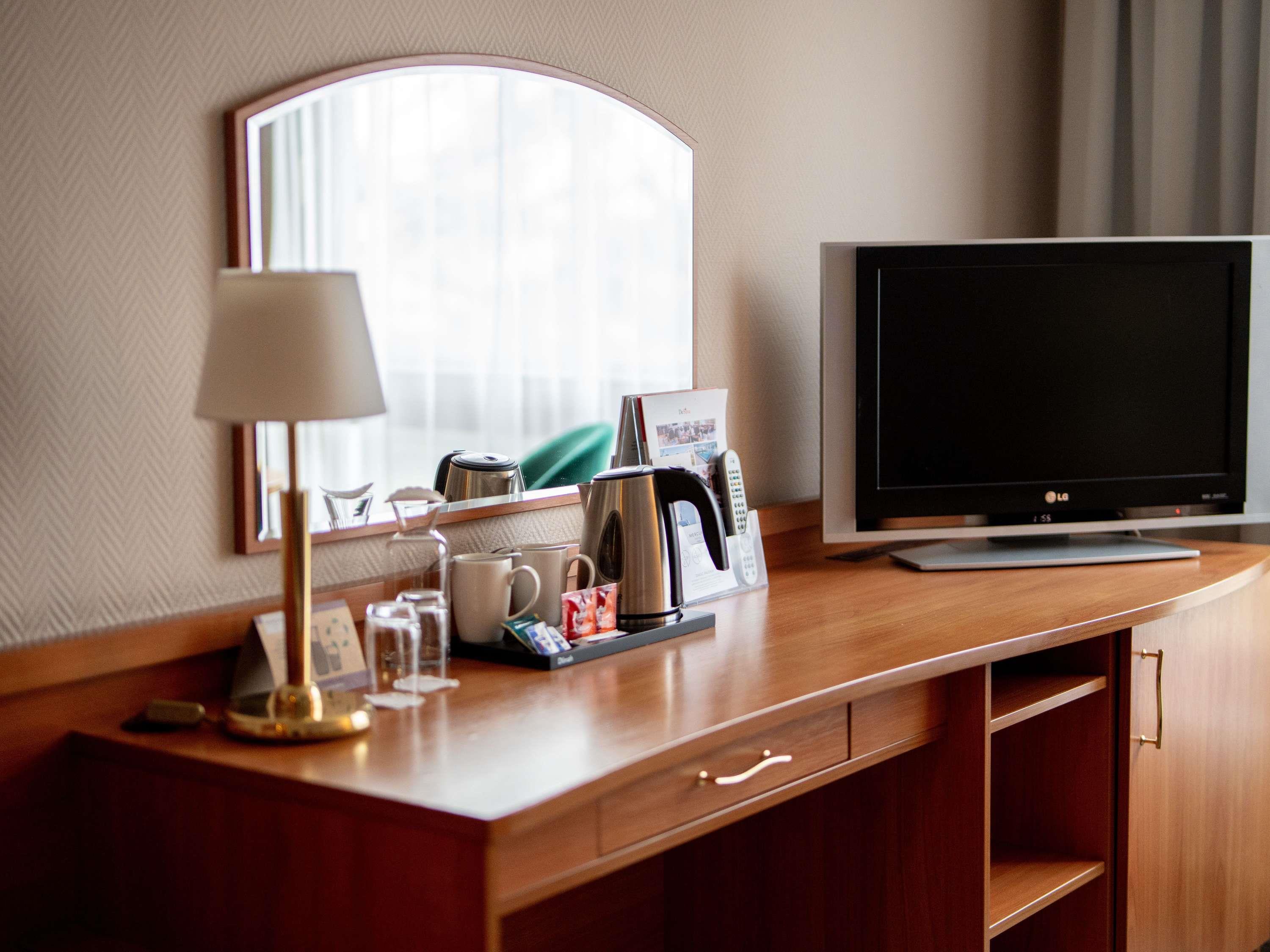Mercure Cieszyn Room Type - Air-conditioned Standard Room with 1 double bed and sofa