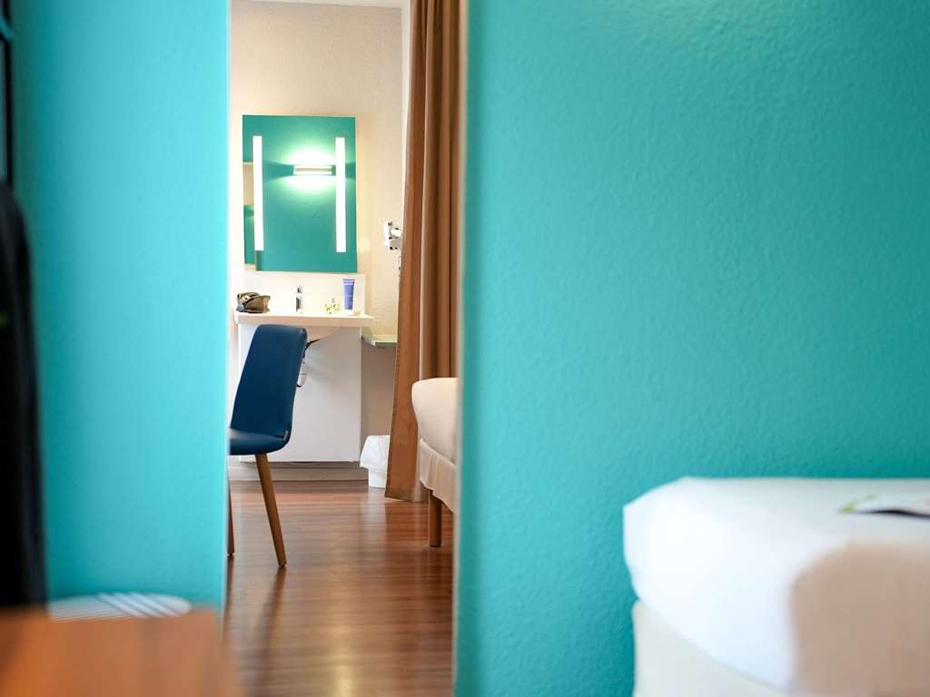 ibis Styles Quimper - Tap to explore photos