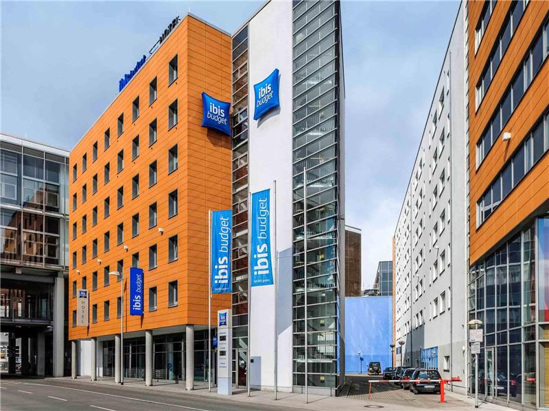 On-Site,Outdoor/Exterior,Exterior View of Building
