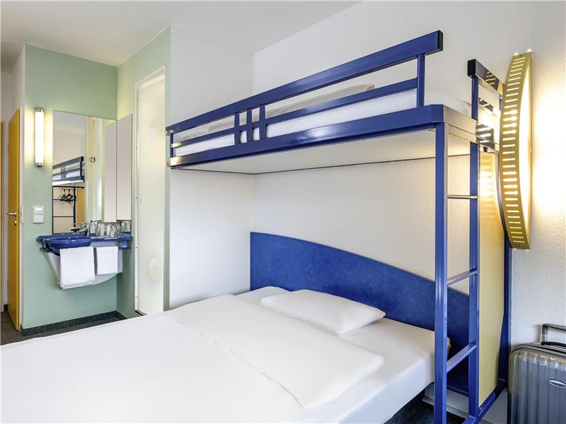 Guest Room,On-Site