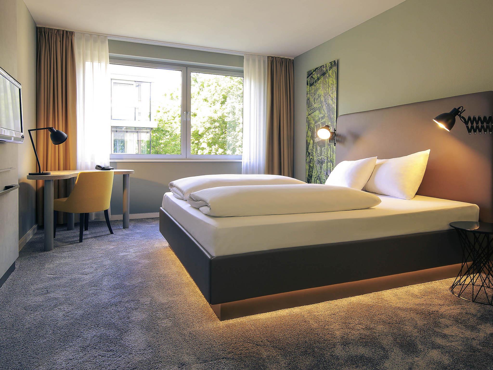 Mercure Hotel Plaza Essen - Tap to explore photos