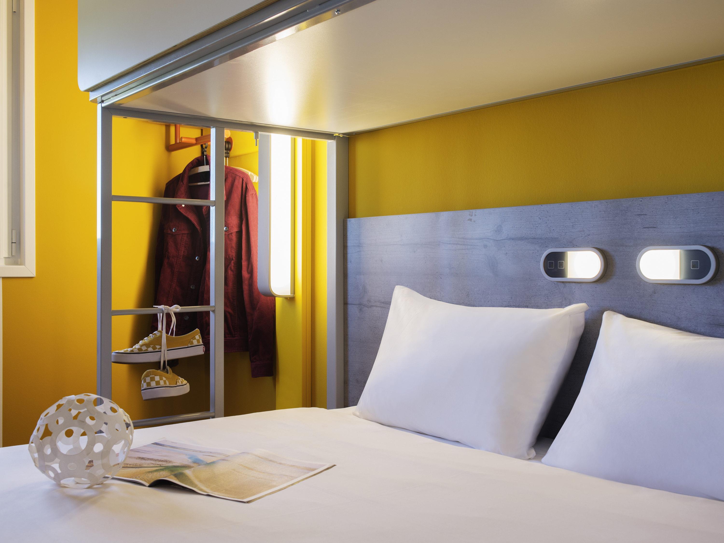 ibis budget Amsterdam Airport Room Type - Standard Room with 1 double bed and a bunk bed ibis budget Amsterdam Airport Room Type - Standard Room with 1 double bed and a bunk bed