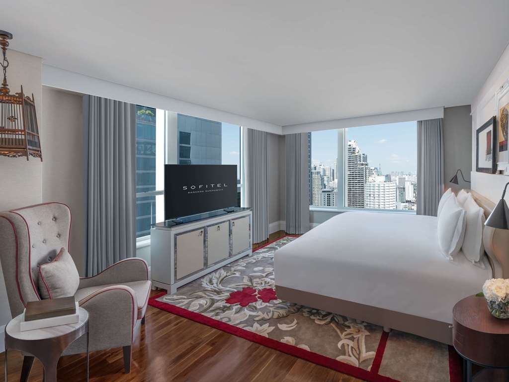 Sofitel Bangkok Sukhumvit-guestroom-Guest Room,On-Site.jpg