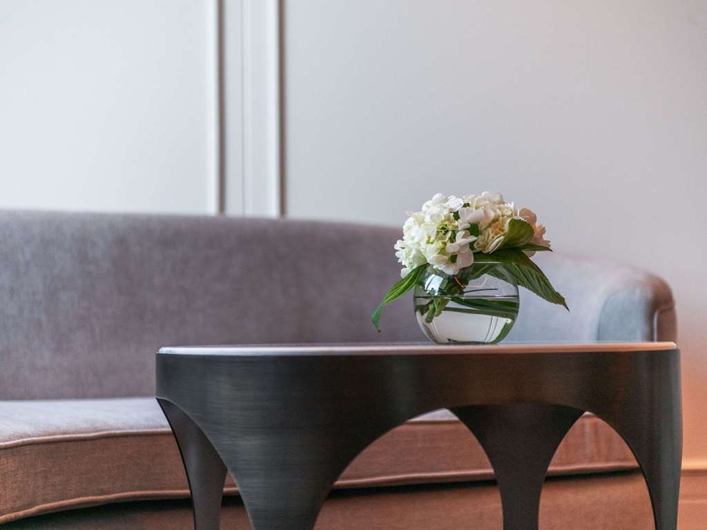 Sofitel Bangkok Sukhumvit-guestroom-Guest Room,Suite,On-Site.jpg