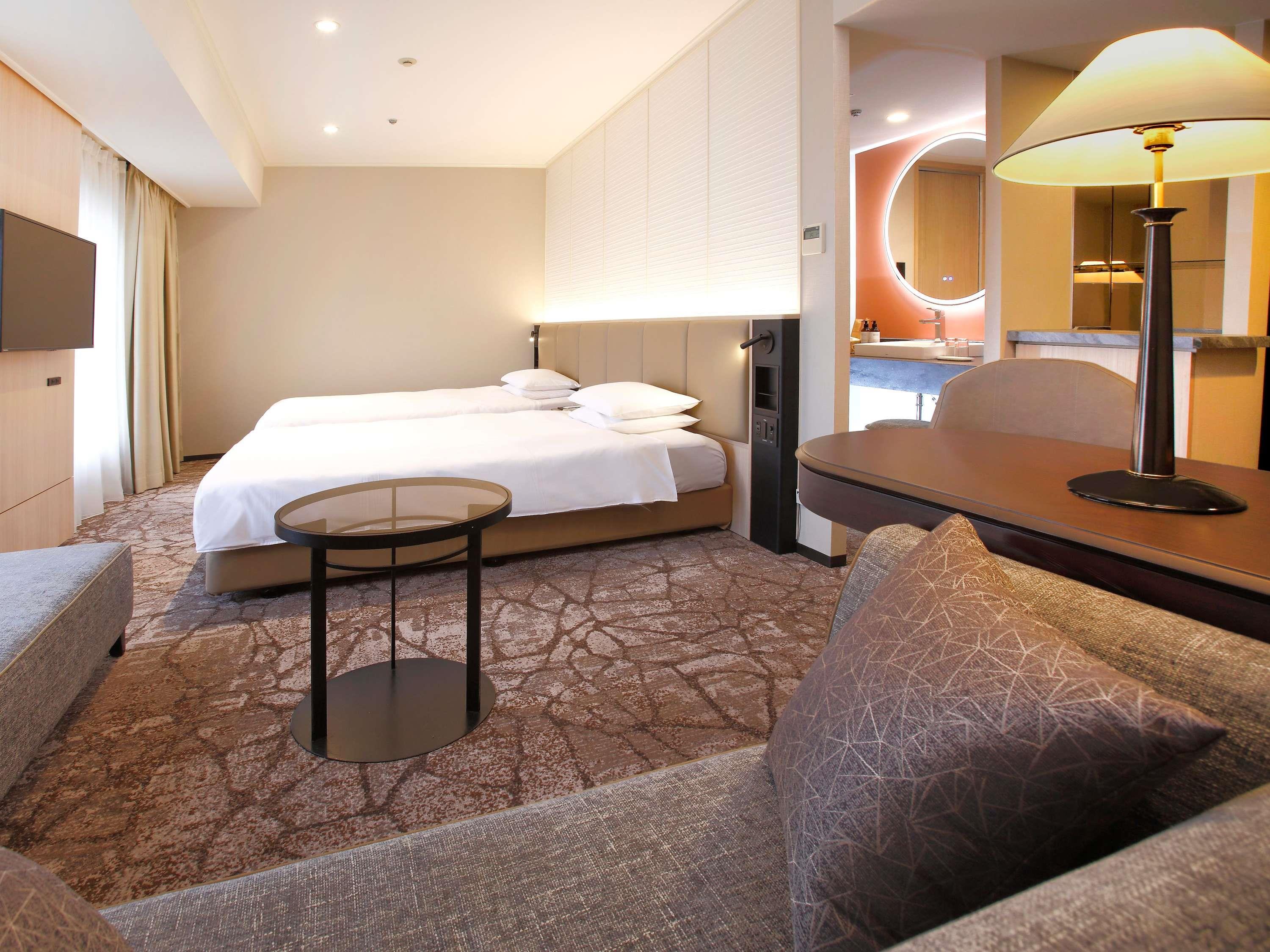 Mercure Nagoya Cypress Room Type - Privilege room with Two Single beds, non-smoking