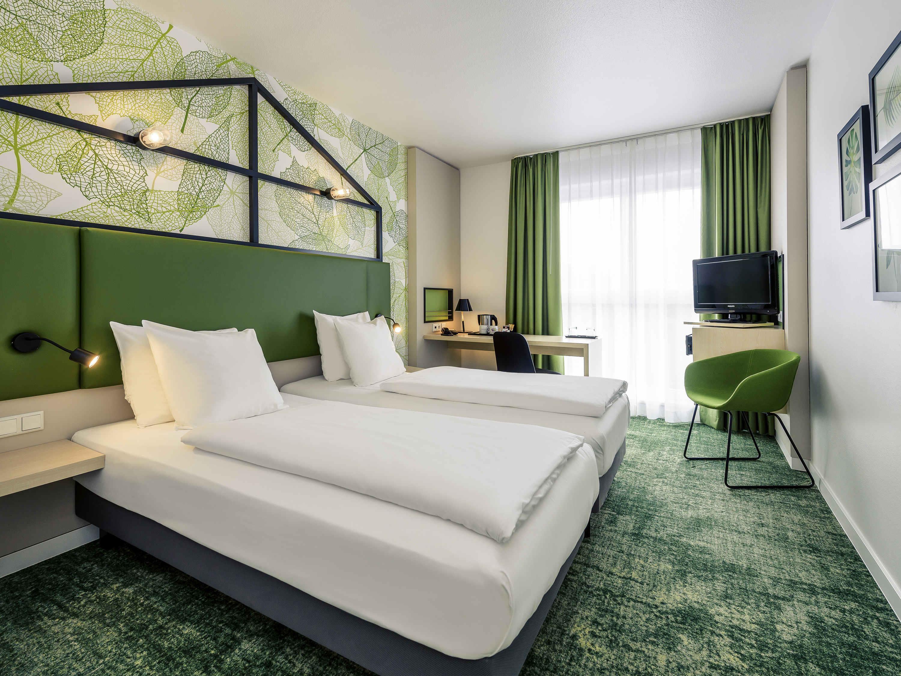 Mercure Hotel Hannover Mitte Room Type - Standard Room with twin beds