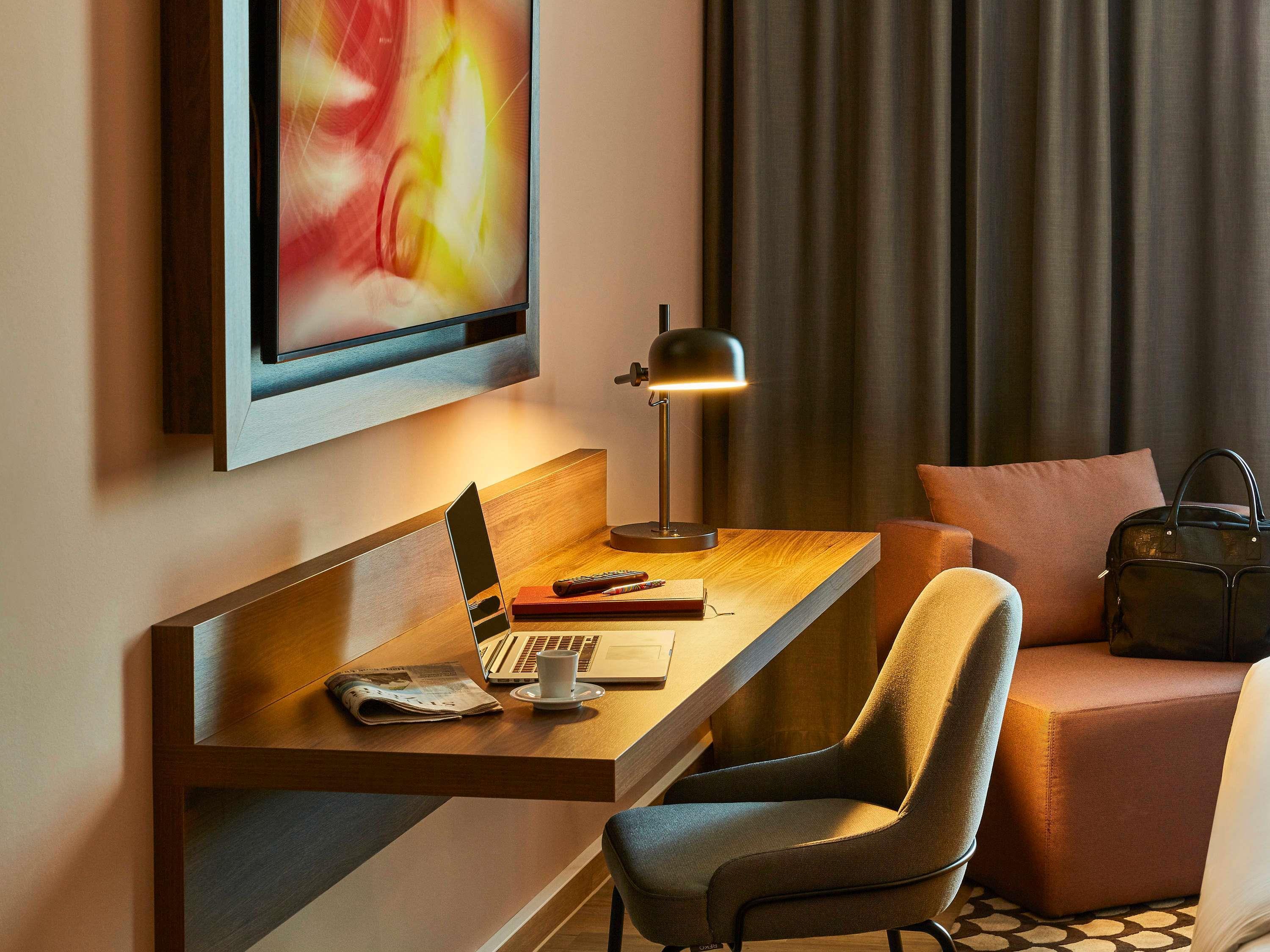Pullman Stuttgart Fontana Room Type - Premium deluxe with living room