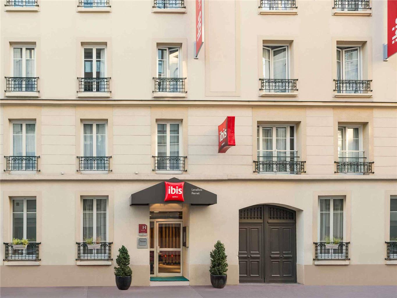 Ibis Levallois Perret