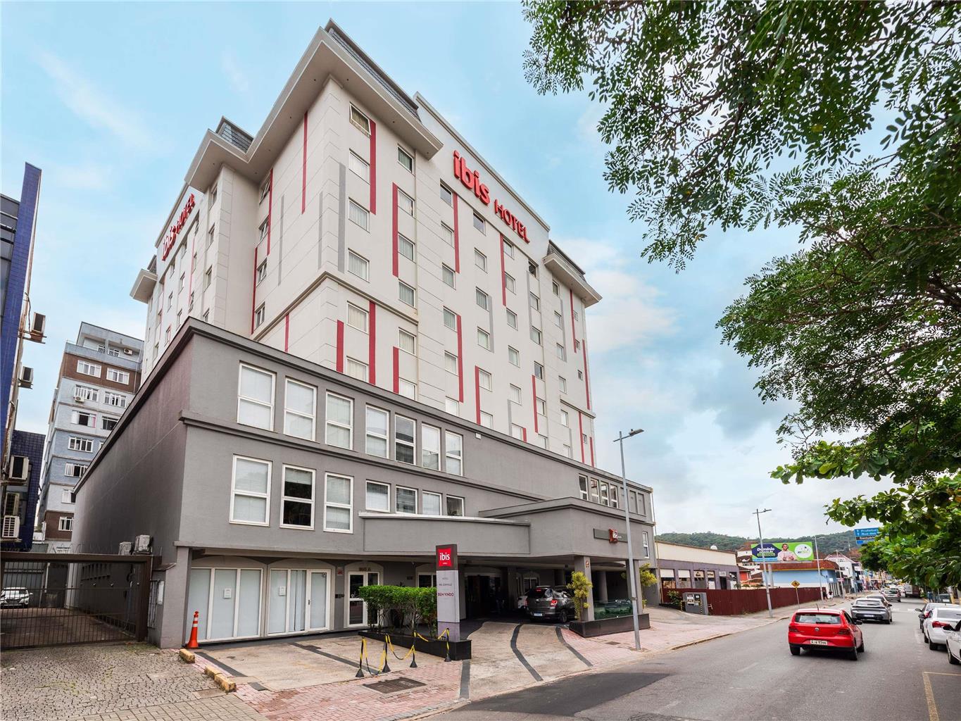 Ibis Joinville