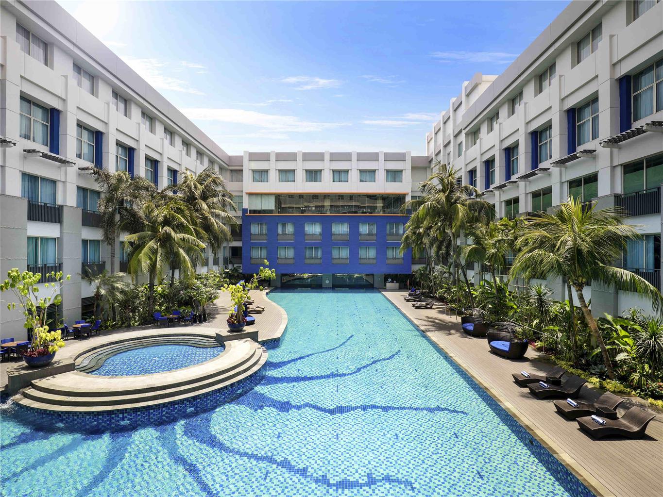 Novotel Mangga Dua