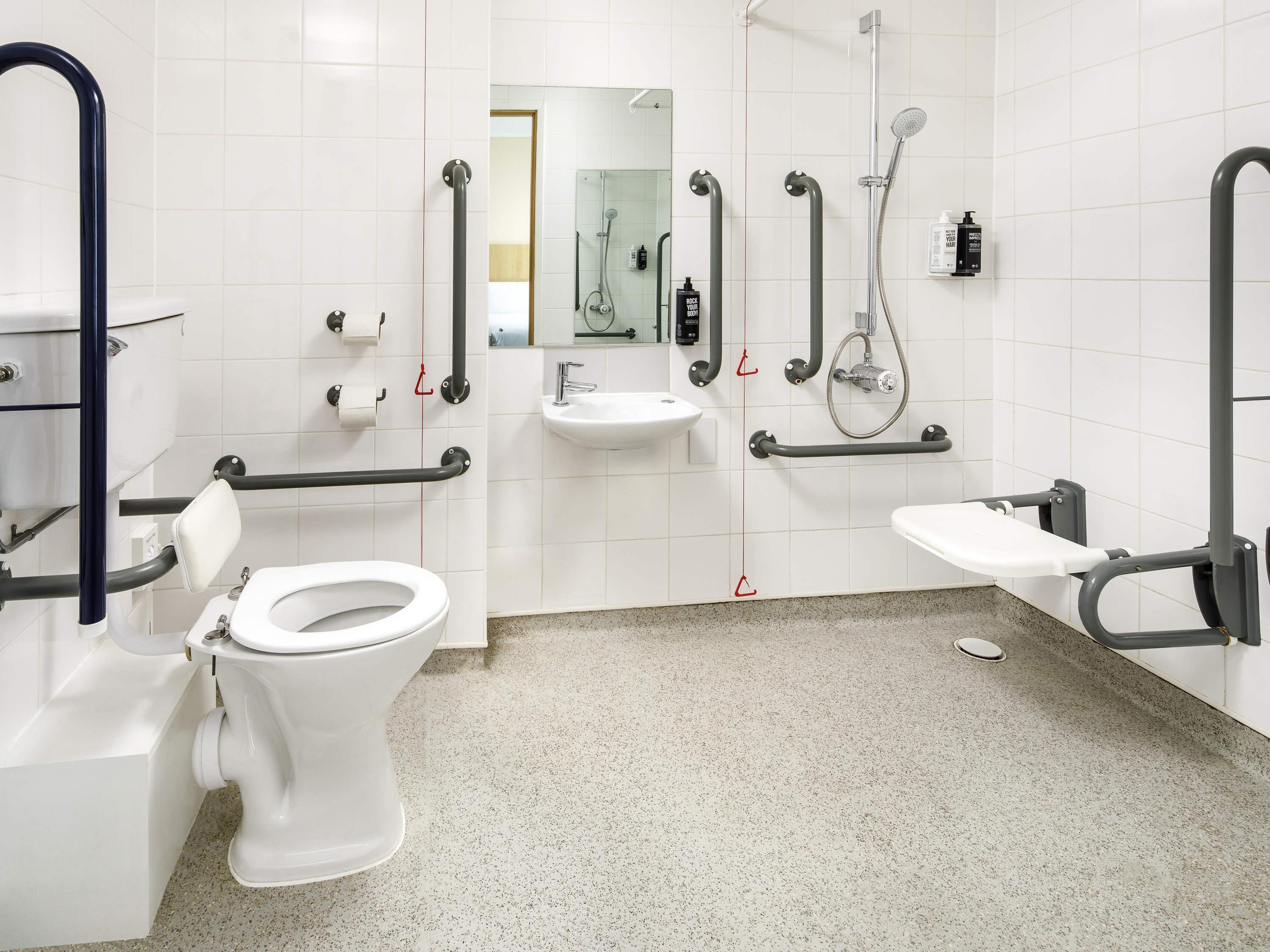 ibis Nottingham Centre Room Type - Accessible Double Room with 1 double bed
