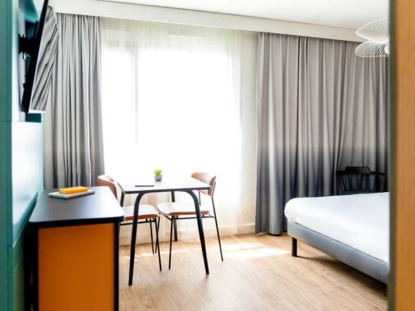 Studio for 2 people