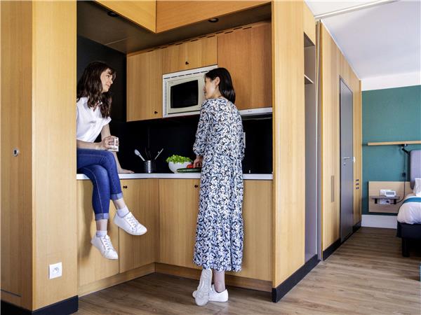 Studio for 3 people