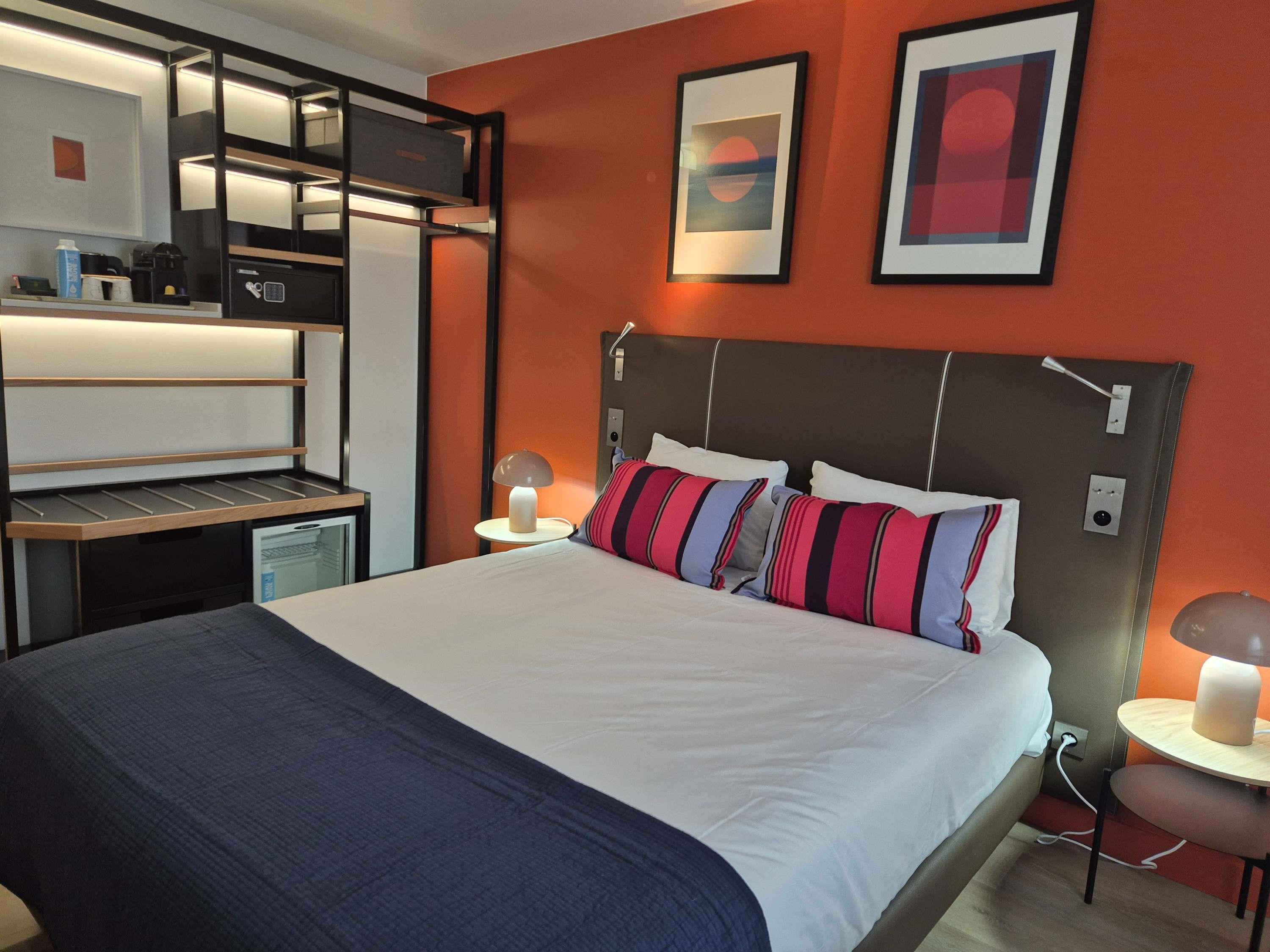 Mercure P Room Type - Superior Room with 1 double bed, courtyard side