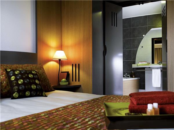 Studio for 3 people
