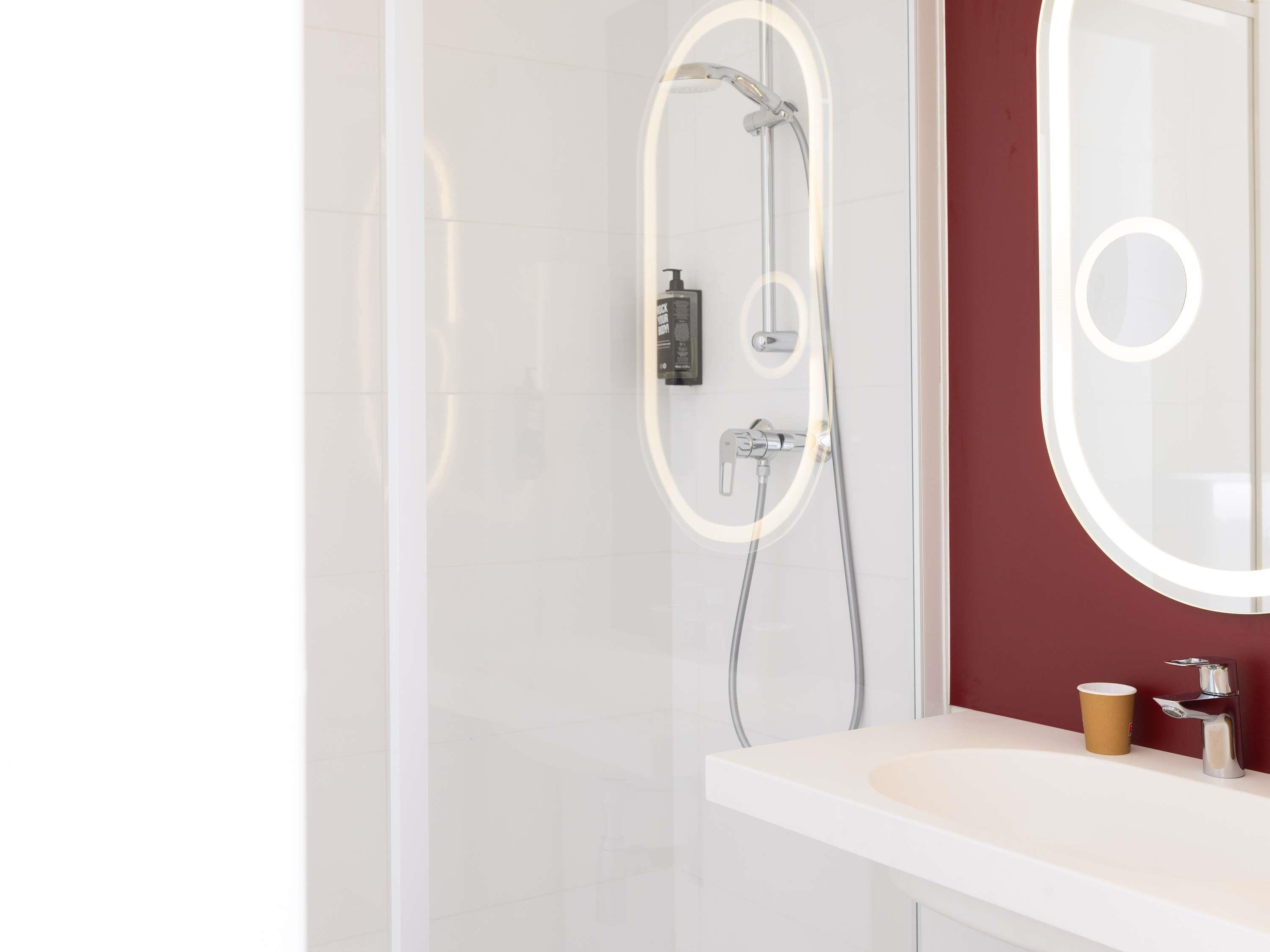 ibis Valenciennes Room Type - Standard Room with one double bed and one single bed