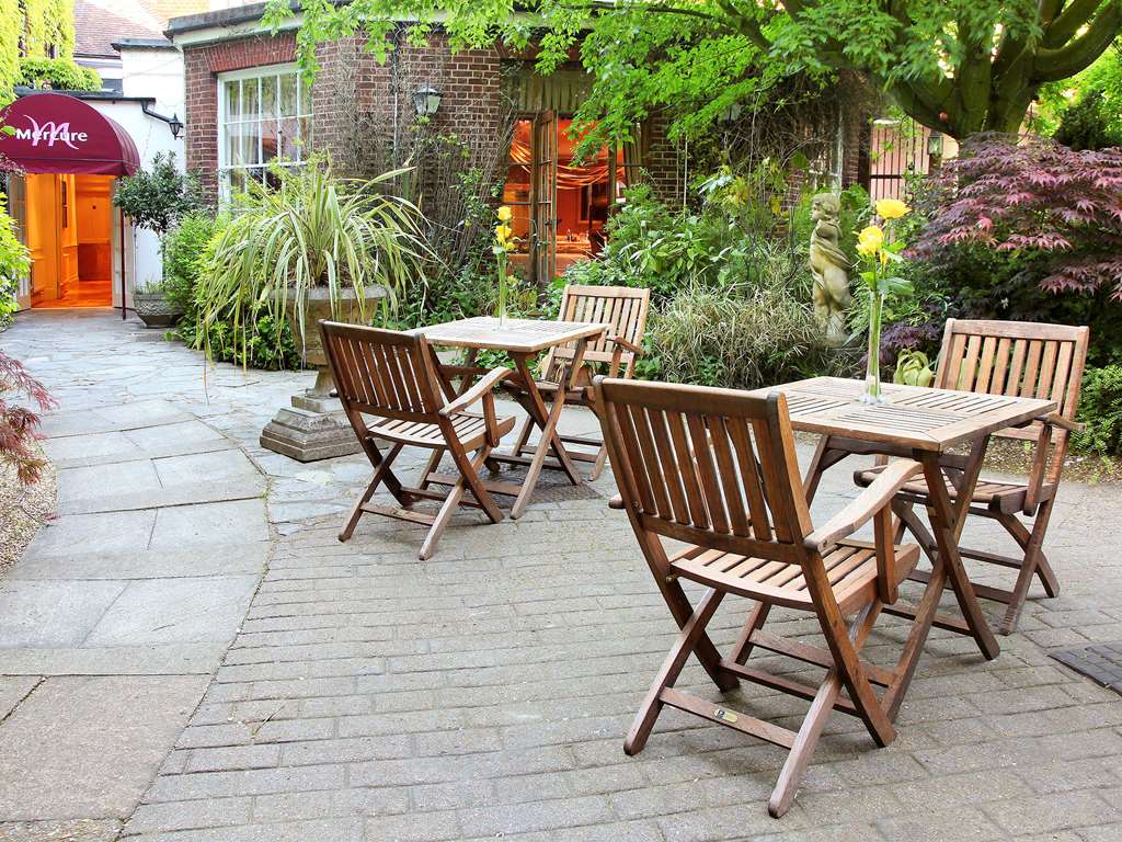 Mercure White Hart Hotel Salisbury and Apartments - Tap to explore photos