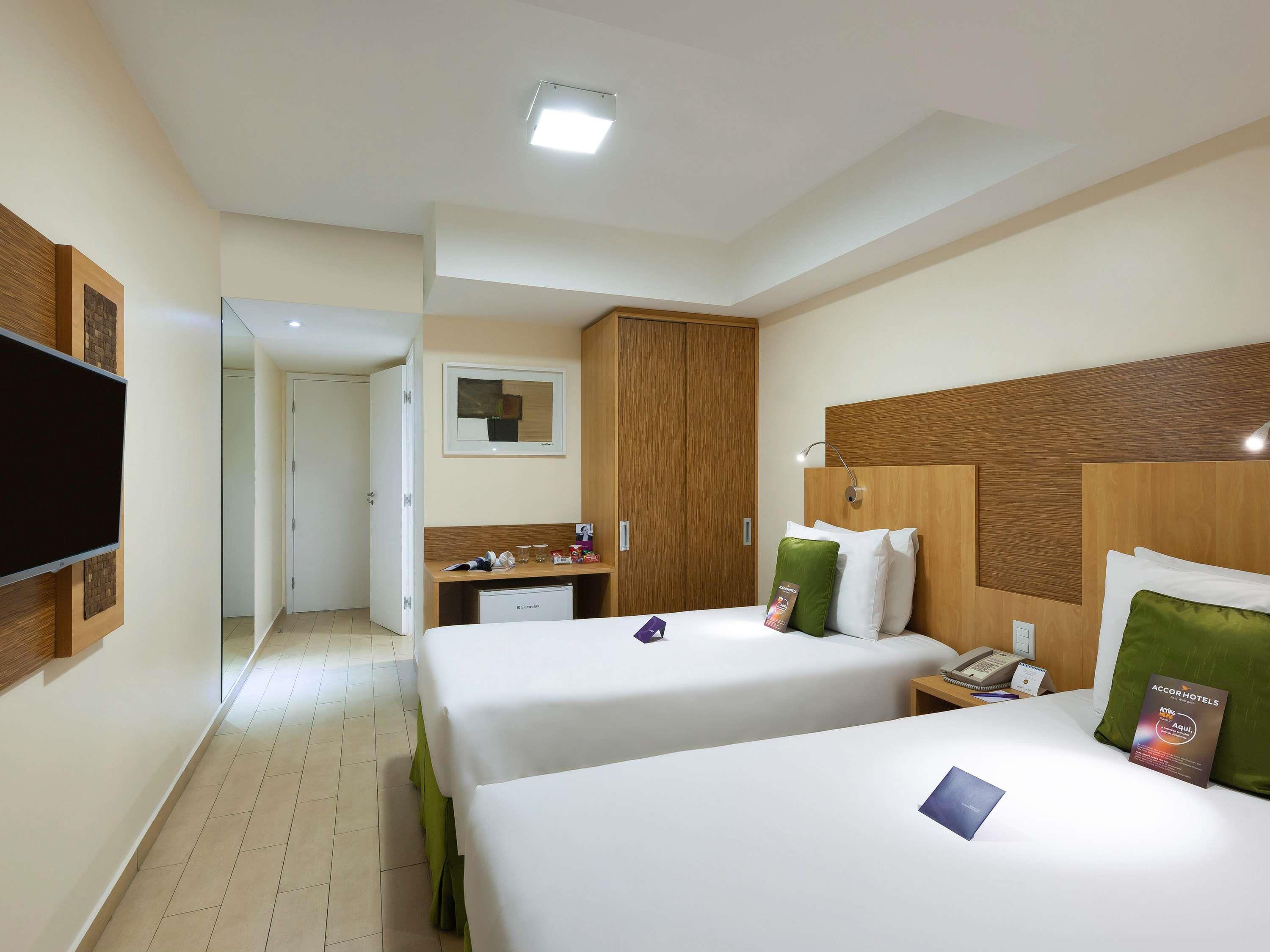 Mercure Maceio Pajucara Hotel - Tap to explore photos