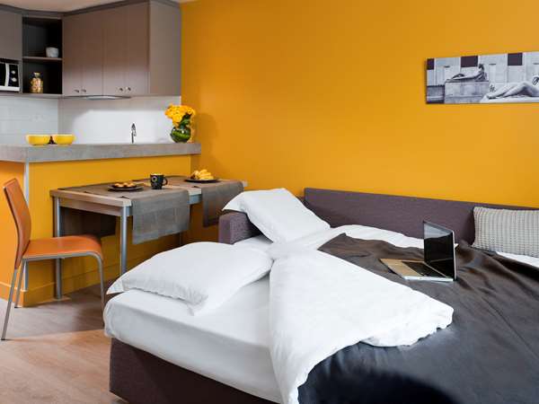 Studio for 2 people