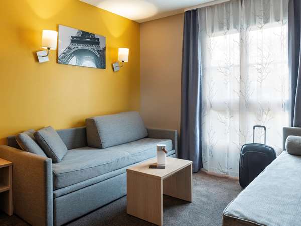 Studio for 3/4 people