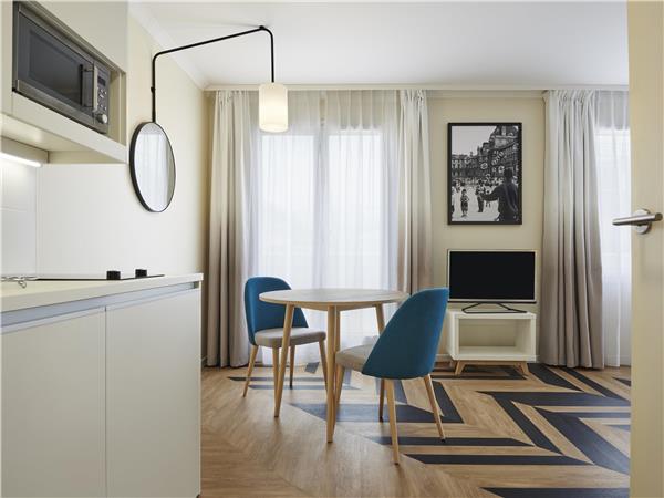 Studio with balcony for 2 people