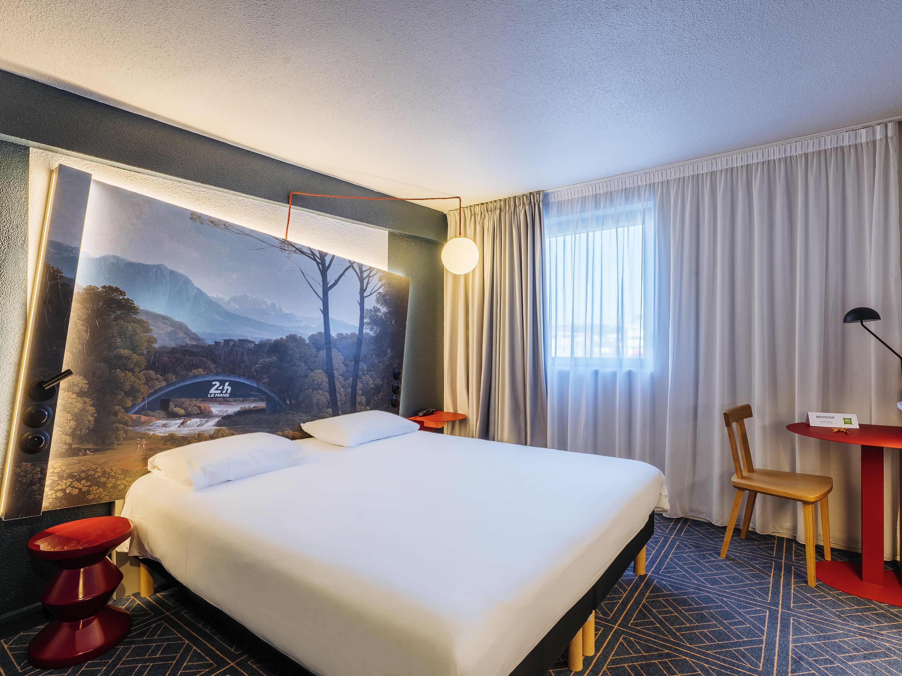 ibis Styles Le Mans Gare Sud - Tap to explore photos