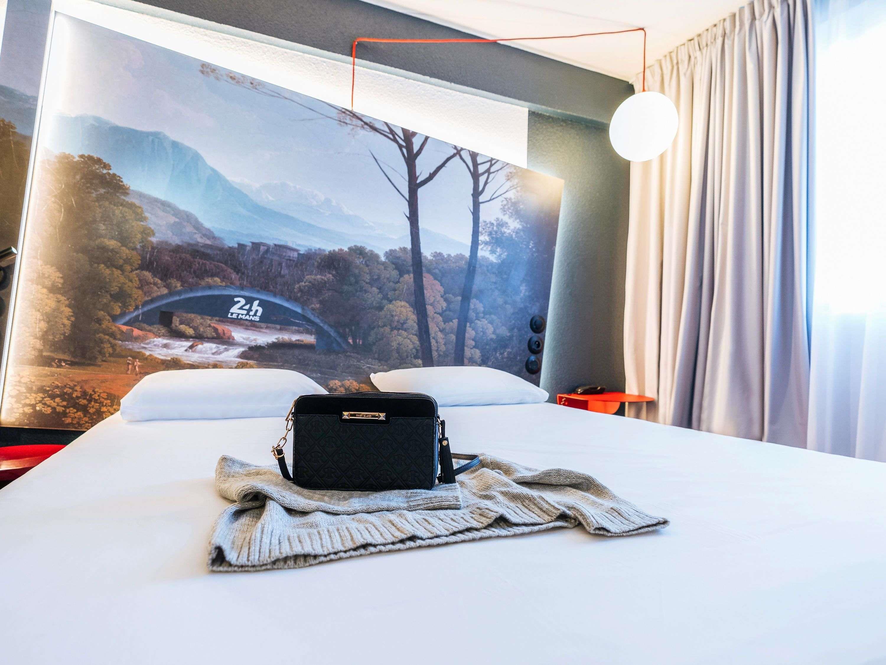 ibis Styles Le Mans Gare Sud - Tap to explore photos