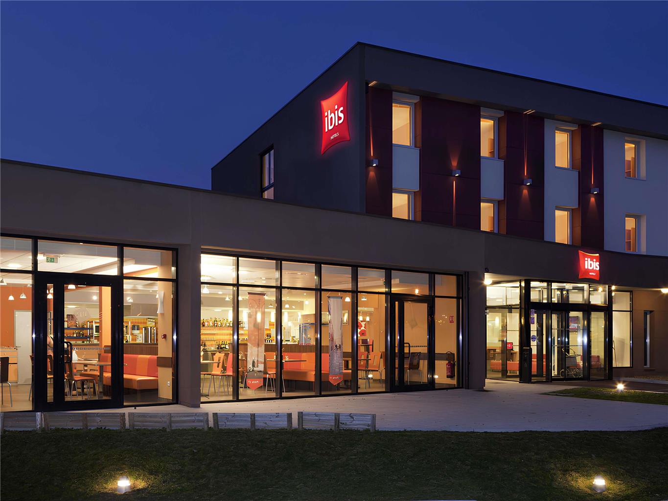 Hotel Ibis Beauvais Airport