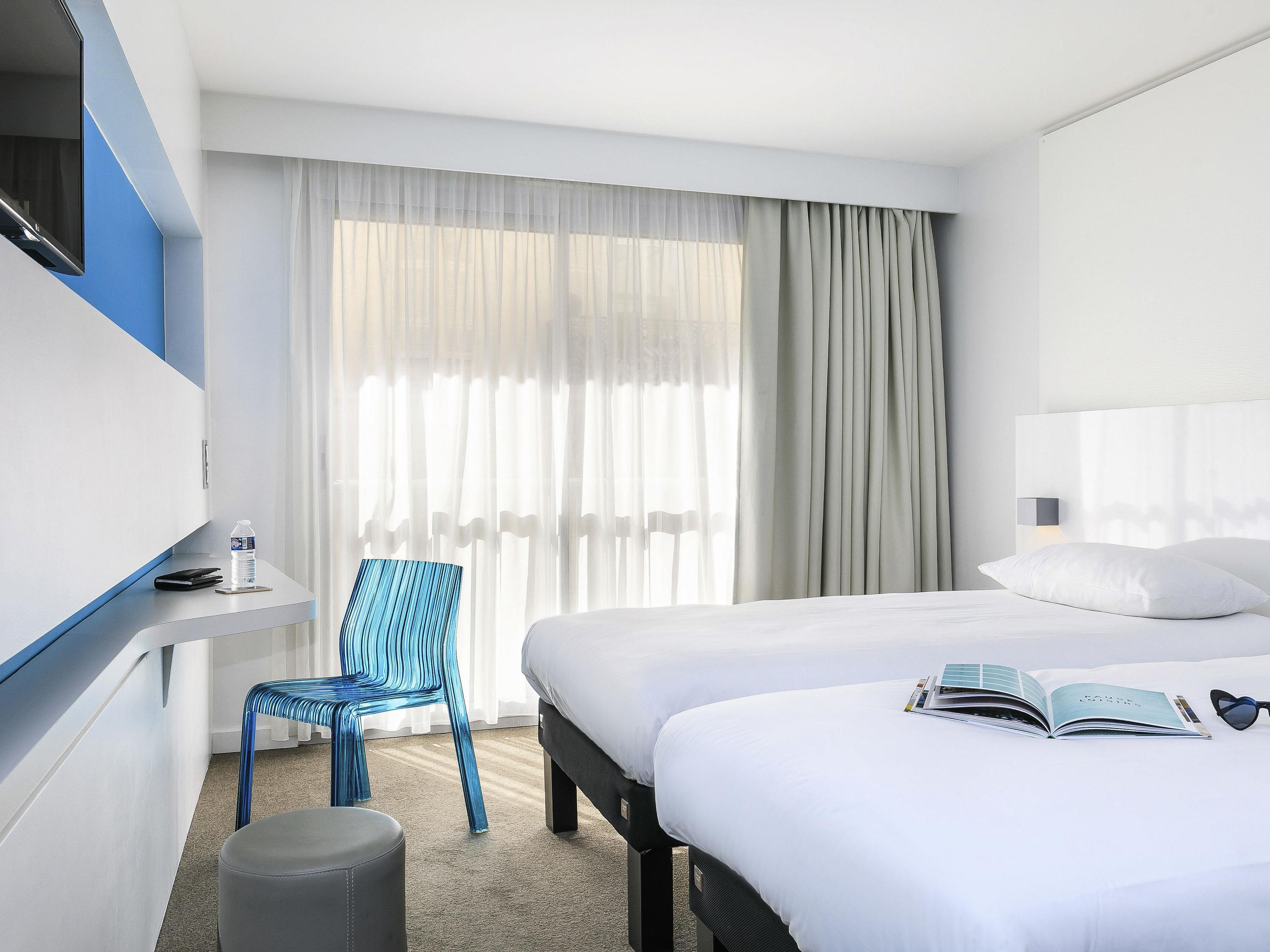 ibis Styles Menton Centre Room Type - Standard Room with 2 single beds