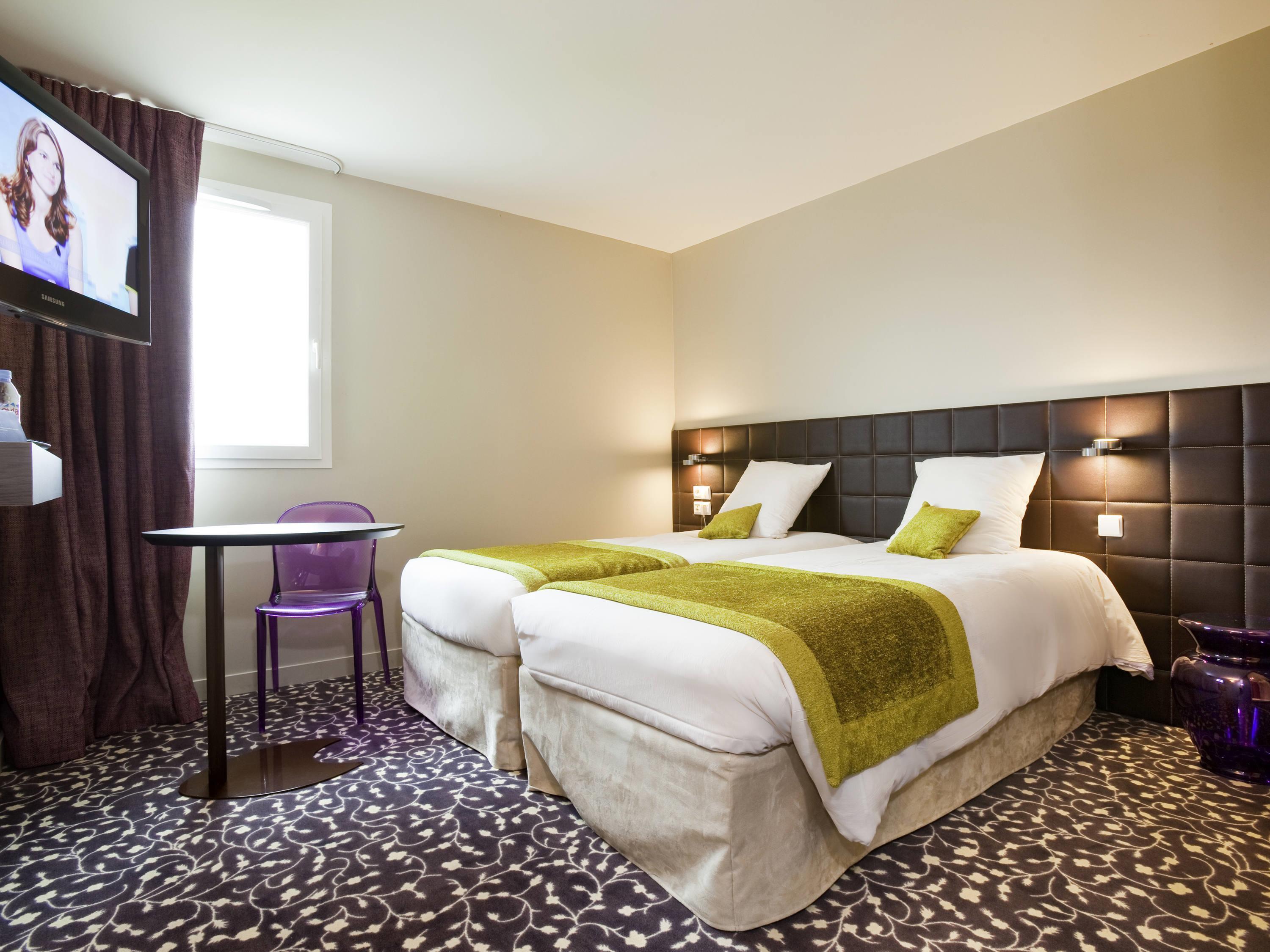 ibis Styles Compiegne Room Type - Standard room with 2 single beds