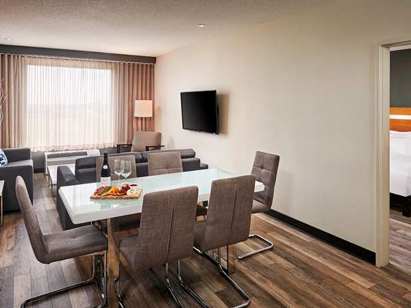  - Novotel Hotel Vaughan