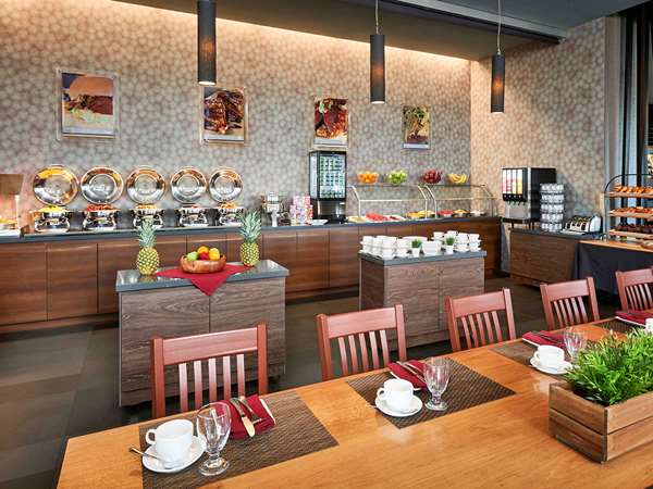 Restaurant - Novotel Hotel Vaughan