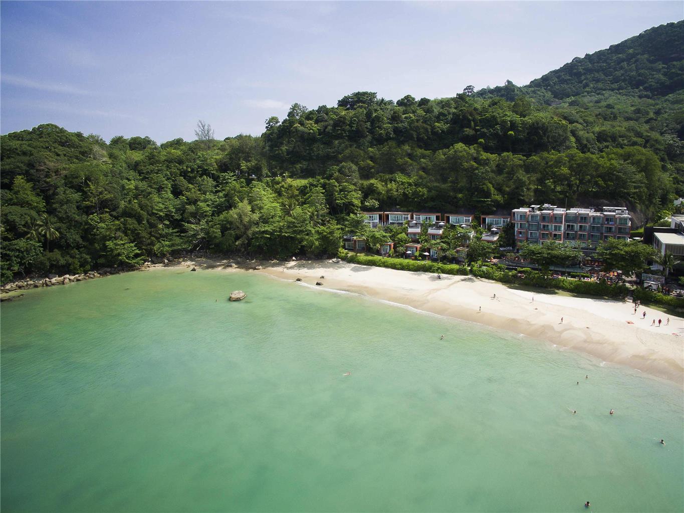 Novotel Phuket Kamala Beach Hotel