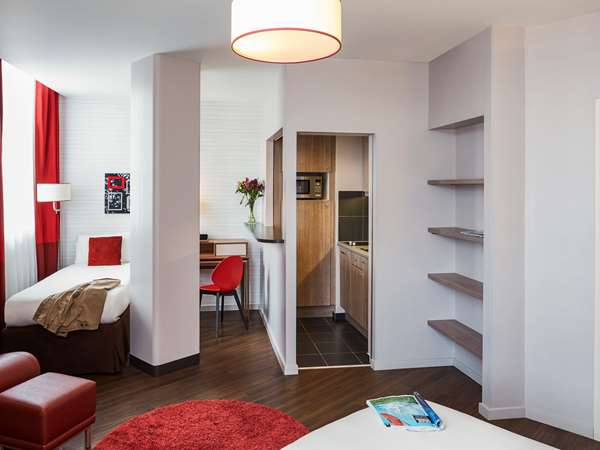 Studio with single beds for 3 people
