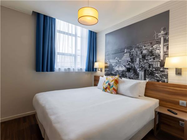 Large apartment with 1 bedroom for 4 people