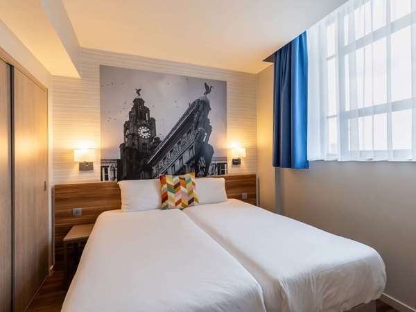 Large apartment with 1 bedroom for 4 people