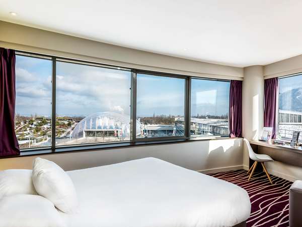 Guest Room,On-Site